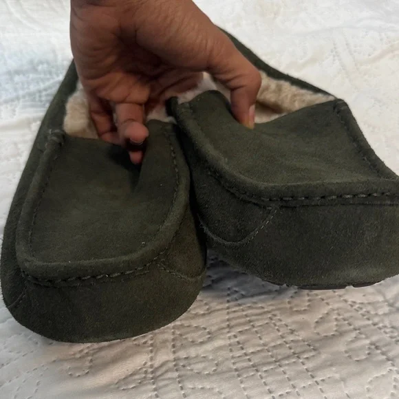 NEW UGG burnt Olive Suede men’s ASCOT Loafers size 11 - Picture 9 of 12
